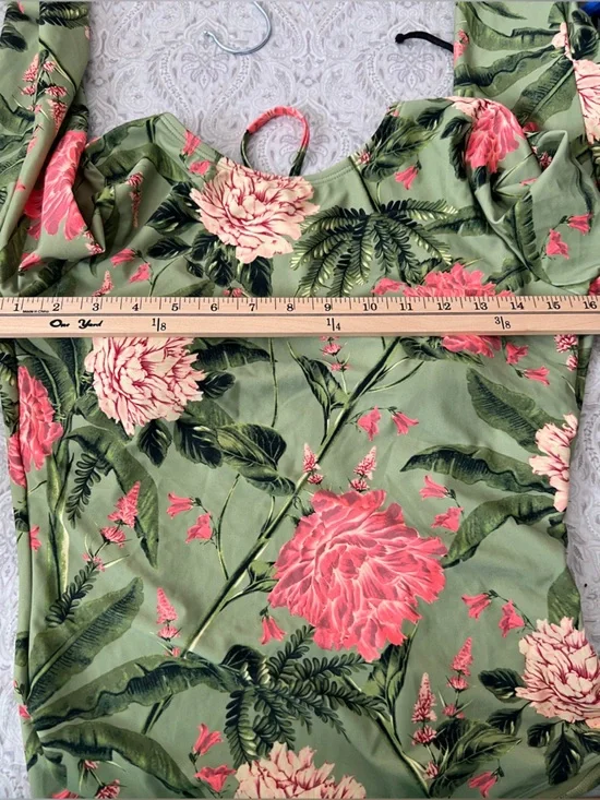 Aguabendita  X Target Peony Floral Print Long Sleeve One Piece Swimsuit Size M - Picture 10 of 12